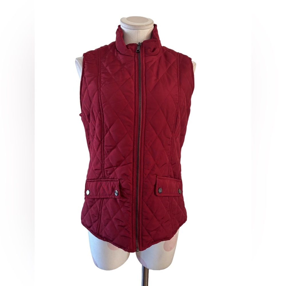 Quilted Gorpcore vest with stretch knit sides - burgundy - medium